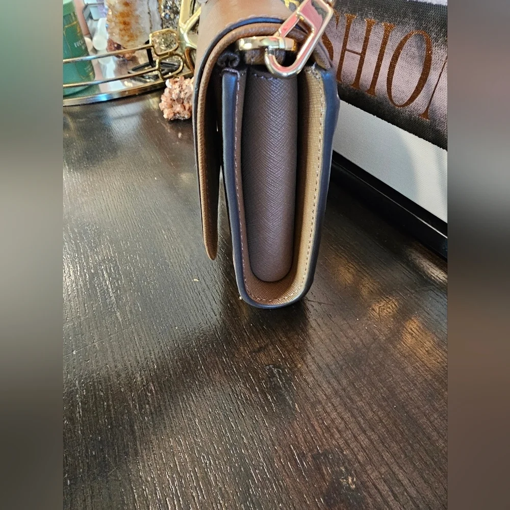 Tory Burch Emerson Wallet Crossbody Bag with Gold Chain